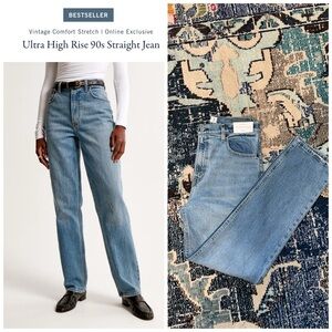 Abercrombie & Fitch - The 90s Straight Jeans
Brand New